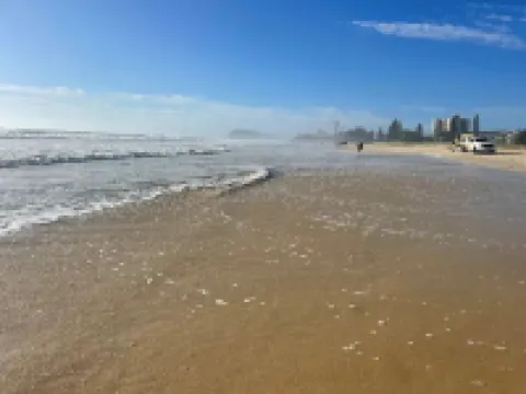 Seabreeze Villa on Mermaid Beach - Broadbeach