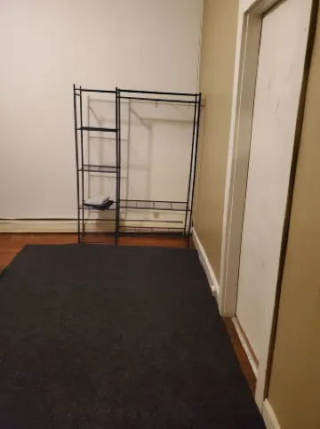 Charming 3-bedroom apartment with WiFi, AC in pleasant Waterville