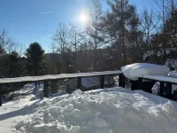 3-bedroom chalet in marvelous Ellicottville with WiFi, sauna, deck and grill