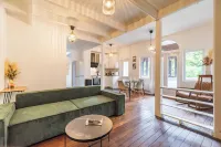 Quiet balcony, close to train station Hotel Lefort Hotels in Guingamp