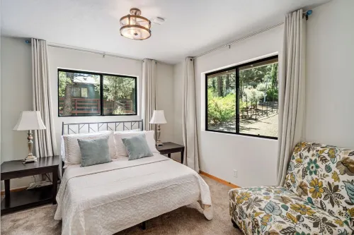 Charming Cabin Getaway Pine Mountain Club