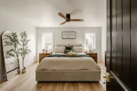 Charming 3-bedroom house in lovely Leola with Hot Tub Hotels near Horse progress days