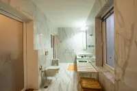 King Room with Garden View -  Near Kookus 5