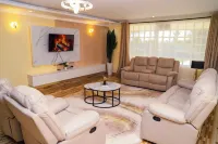 Tranquil 4Bedroom villa with private swimming pool in Naivasha