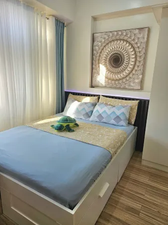 A Japanese Themed Condo in Holland Park