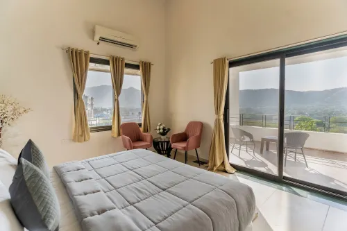 Lavish 5BHK Villa with Grand Garden, Private Pool & Elite Amenities