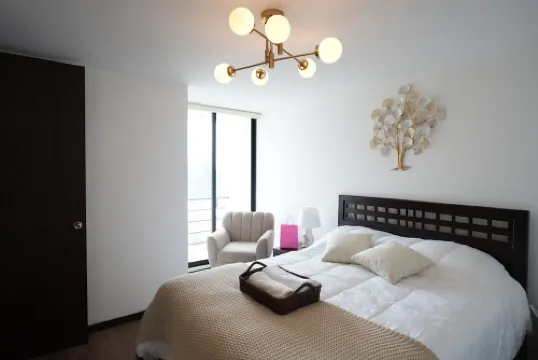 Modern and Cozy 3-bedroom apartment with WiFi, fitness room in charming Cuenca