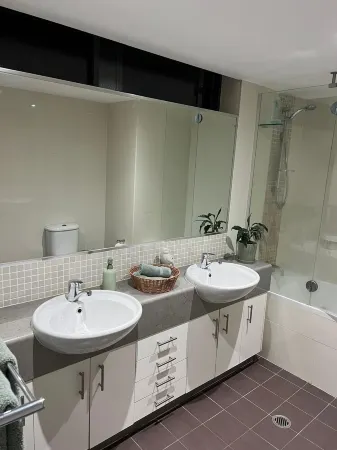 Ocean front apartment with stunning pool view Отели рядом с достопримечательностью «Chinatown, Gold Coast»