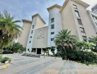 V Club Sohna Road  호텔