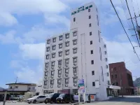 Hotel Rumieru Hyuga Отели рядом со станцией JR Minami Hyuga station