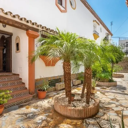 Spacious 3 Bedroom Townhome with Stunning Mountain Views in Benahavis Village