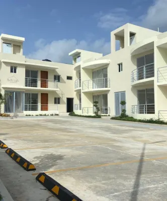 Secure, private & beautiful 1 bedrooms apartment Hotels near Las Tres Cruces Park