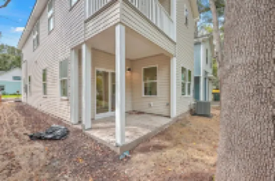 Charming New Build 3 Bedroom in Hanahan! Close to everything!