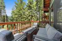 Spacious Donner Lakeview Home