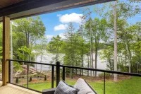 Lakefront Cabin - Private Dock, Firepit, Pontoon Boat Rental Available