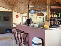 Velinn Hotel Ninho do Falcão - بار