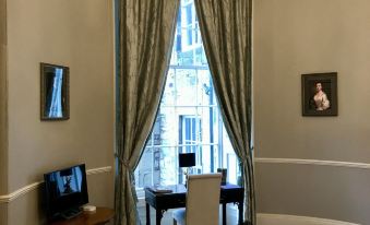Escape to Edinburgh @ Albyn Place