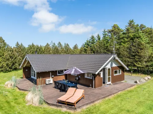 "Gottfrede" - 600m from the Sea