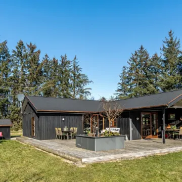 "Marla" - 1.1km from the Sea