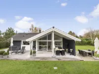 "Enken" - 750m from the sea - 4-stjärniga