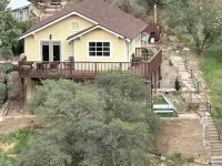 LUXURY 2-bedroom house in brilliant Bisbee with BREATHE taking views