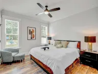 Cary Comfort: Cozy & Convenient Stay