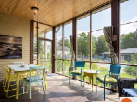 Lake Life Getaway - Condo Near Downtown! Hotels in Douglas