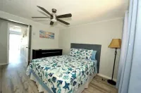 Madiera2 Waterfront & 2-3 minutes' Walk to the Beach