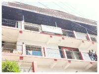 Goroomgo Chinar Lake View Nainital