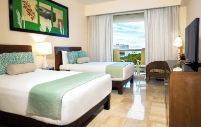 Ocean Breeze Puerto Vallarta Hotels in Marina Vallarta