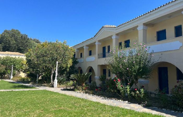 Karavostasi Beach Hotel