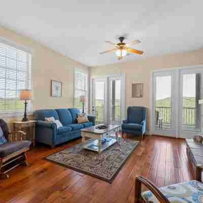 Cr-ff3 -mountain Breeze 2 Bedroom Home Rooms