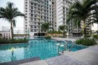 Stylish 4BR Near Paradigm Mall, Pool, Free Parking - Rooftop Pools