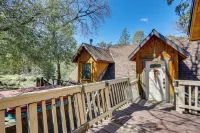'Lakeside Bear Lodge' Studio: 9 Mi to Bass Lake!
