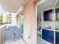 Charming Studio with balcony & pool -Heart of Nice Hotele w: Fabron