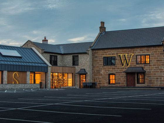 Wainstones Hotel