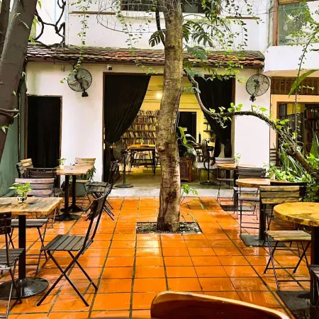 YK Art House & Bong Bonlai Vegan
