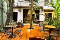 YK Art House & Bong Bonlai Vegan