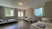 Three Bedroom Comfort Apartment Maintal Hotels in Schoneck
