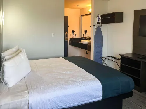 Studio 6 Suites Delano, CA Hotels in Delano