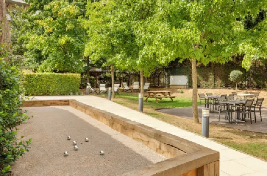 Courtyard Paris Saint Denis
