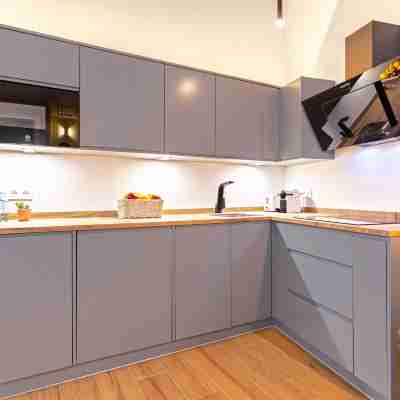 Bright & Chic Apartment in the Heart of Cadiz. Plaza España V Rooms
