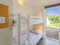 "Mahena" - 2.3km from the Sea