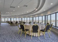 Hyatt Regency Milwaukee Hotels in Milwaukee