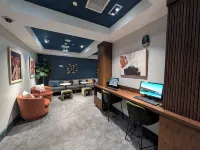 Porter Square Hotel - Business
