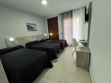 Hotel Congra Отели в г. Эль Мохон