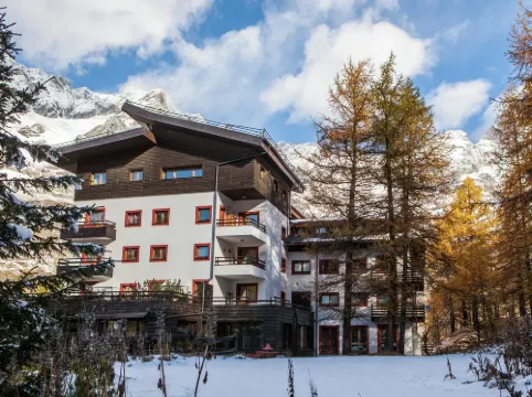 Apartment Breuil-Cervinia near Ski Lift
