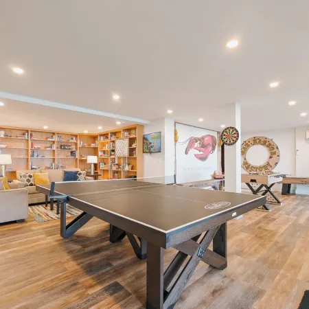 Designer Beachfront Chalet w/ Theater, Arcade & Beach Firepit Near Schoodic