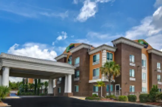 Holiday Inn Express & Suites ANDERSON-I-85 (HWY 76, EX 19B) by IHG Hotels in Anderson