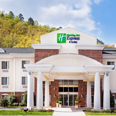 Holiday Inn Express & Suites CHEROKEE/CASINO by IHG